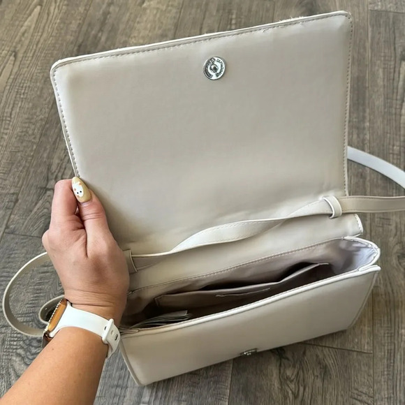 H&M Taupe Quilted Crossbody - Picture 3 of 4